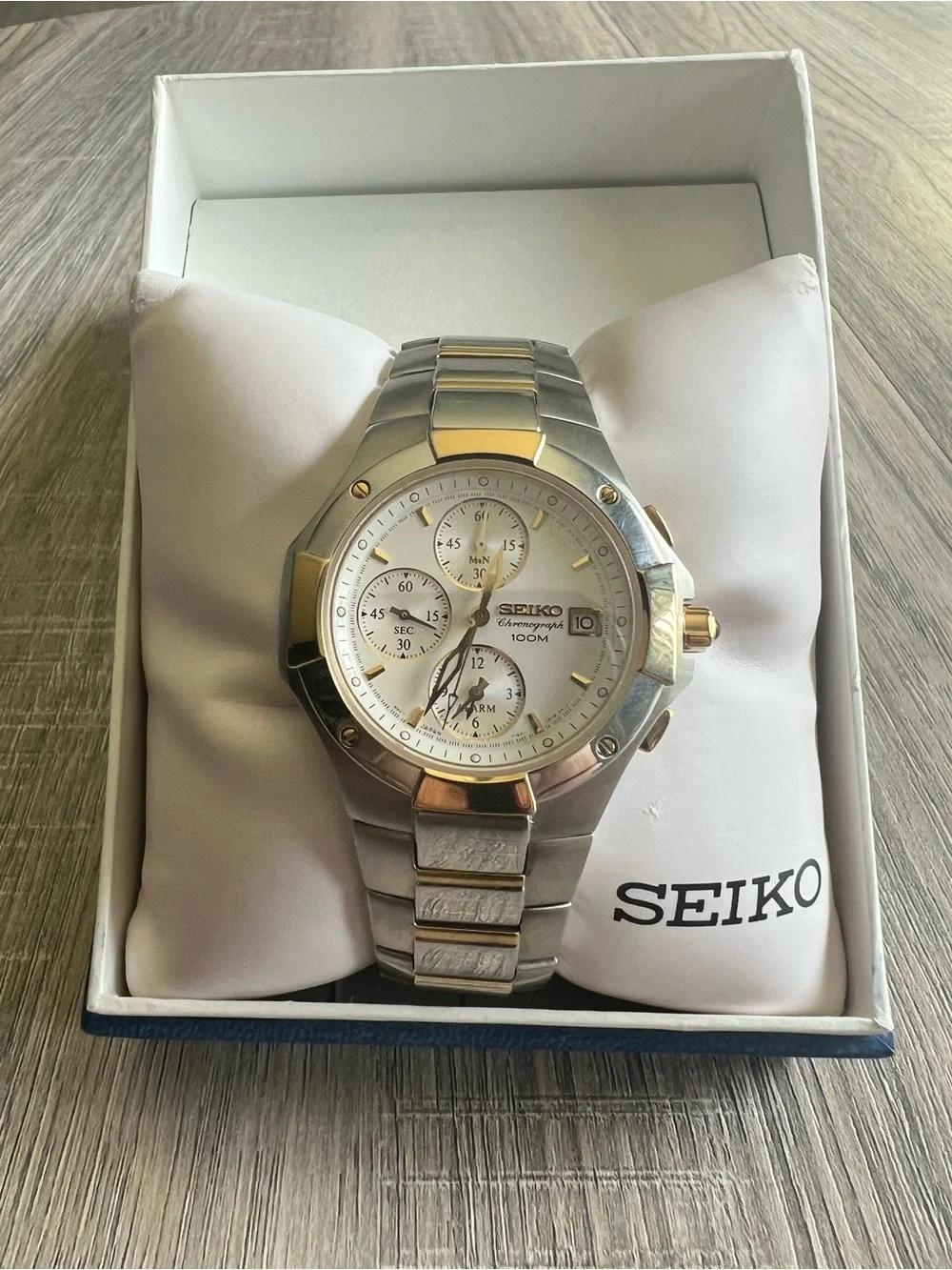 Men’s Seiko Chronograph 7T62